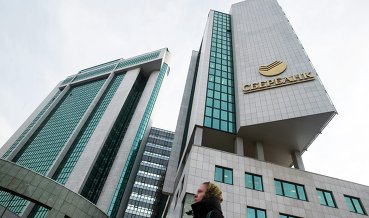Акции Сбербанка впервые выросли выше 200 рублей