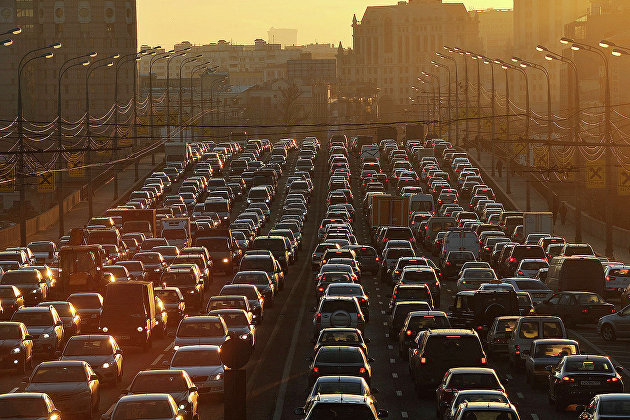 % Автомобильные "пробки" на улицах Москвы