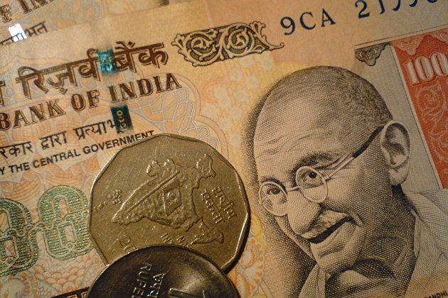 Индийские рупии0