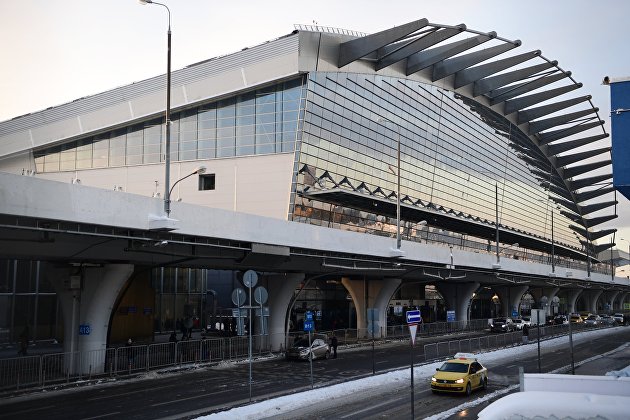 Более 20 рейсов задержаны и отменены в московских аэропортах