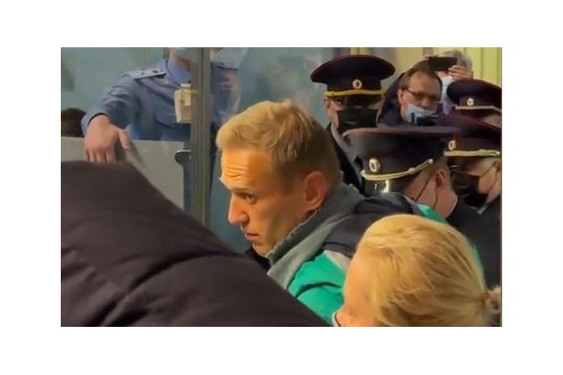 Алексей Навальный задержан по прилете в Россию