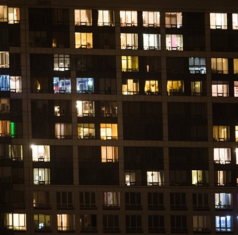 Окна жилых домов в Москве