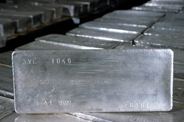 Союз золотопромышленников: Россия снизила за 9 месяцев выпуск серебра на 4,6%, до 1043,8 тонны