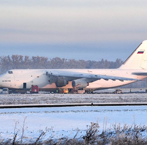 Грузовой самолет Ан-124 авиакомпании "Волга-Днепр"