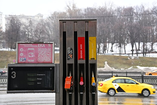 Цены на бензин и дизтопливо на АЗС Москвы за неделю выросли