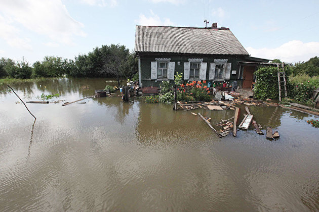Кабмин до октября должен принять меры по снижению риска наводнений в ДФО