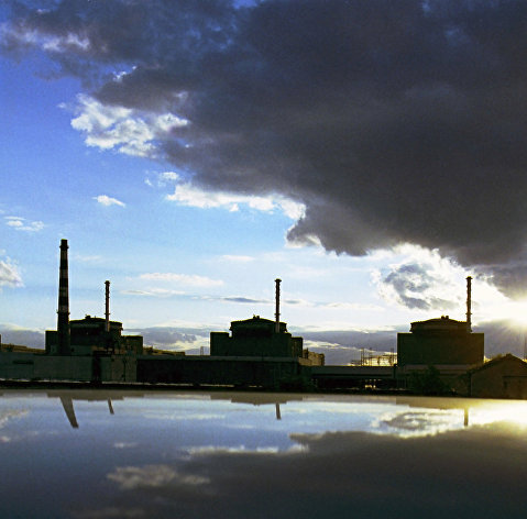Вид на Запорожскую атомную электростанцию.