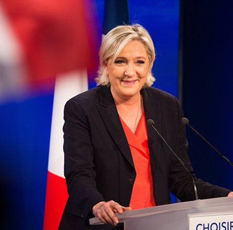 Лидер политической партии Франции "Национальный фронт" Марин Ле Пен