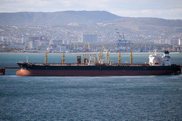 Reuters: первый после землетрясения танкер был допущен к терминалу Джейхан в Турции